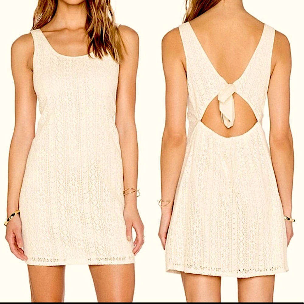NWOT C&C California Cream Lace Tie-Back Dress